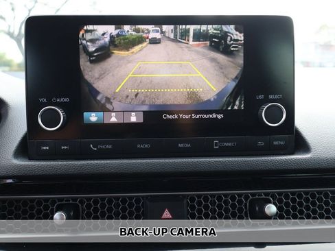 Used 2023 Honda Civic Sport image 4