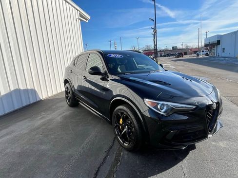 Used 2020 Alfa Romeo Stelvio Quadrifoglio image 30