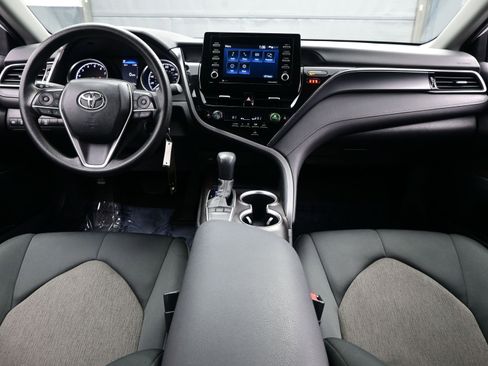 Used 2024 Toyota Camry LE image 17