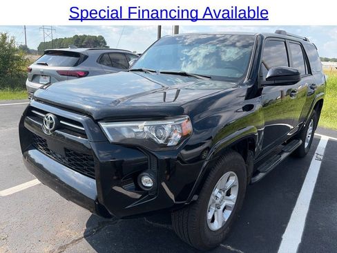 Used 2022 Toyota 4Runner SR5 AWD/4WD image 1