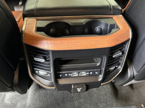 Used 2023 RAM 1500 Limited AWD/4WD image 29