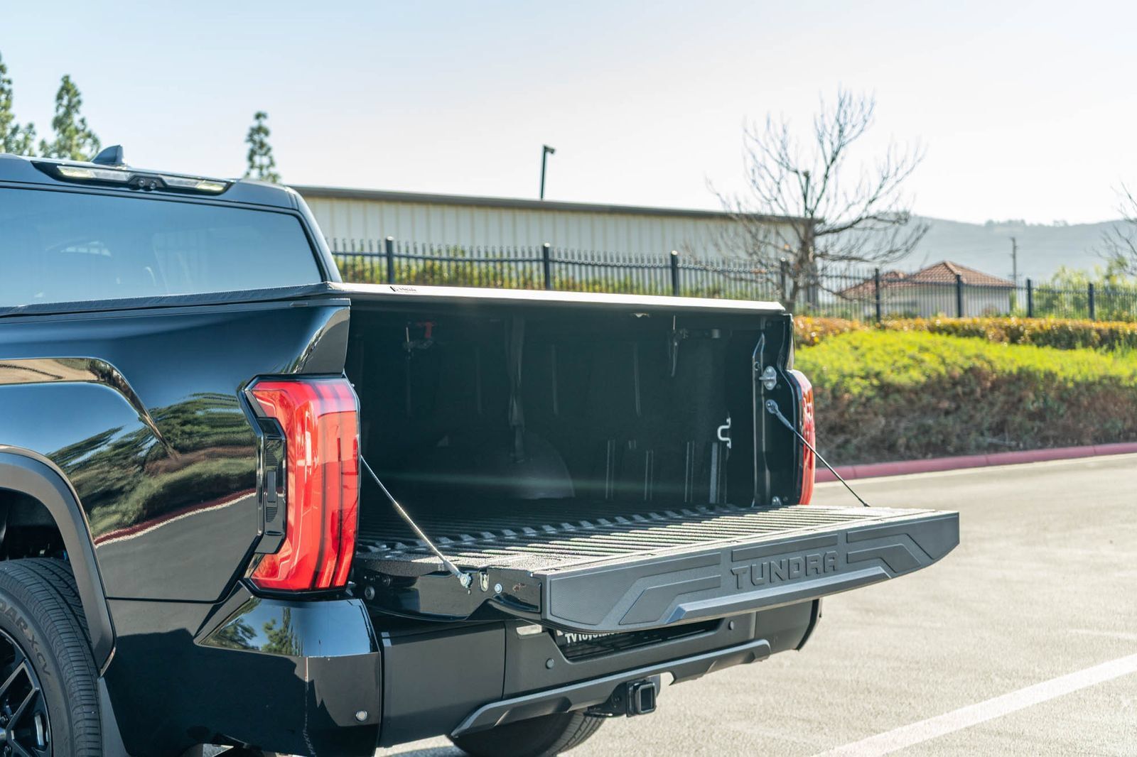 Used 2024 Toyota Tundra Limited AWD/4WD image 21
