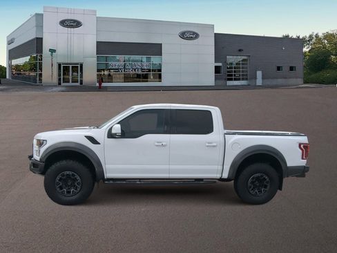 Used 2018 Ford F150 Raptor w/ Equipment Group 802A Luxury image 7