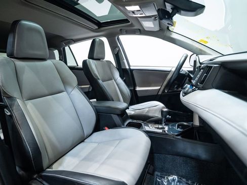 Used 2016 Toyota RAV4 Limited w/ Advanced Technology Package AWD/4WD image 15