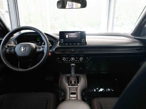Used 2025 Honda HR-V Sport image 20