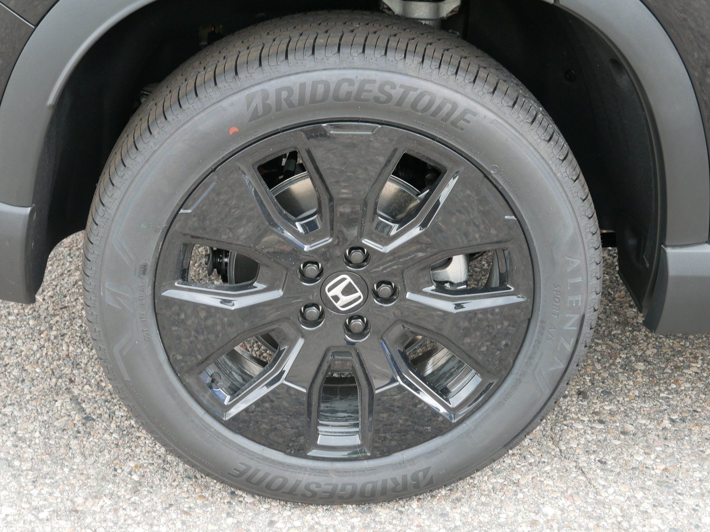 New 2026 Honda Pilot Black Edition image 5