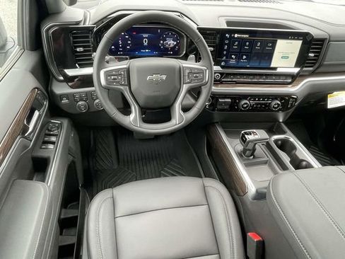 New 2026 Chevrolet Silverado 1500 LT Trail Boss w/ LT Trail Boss Premium Package AWD/4WD image 11