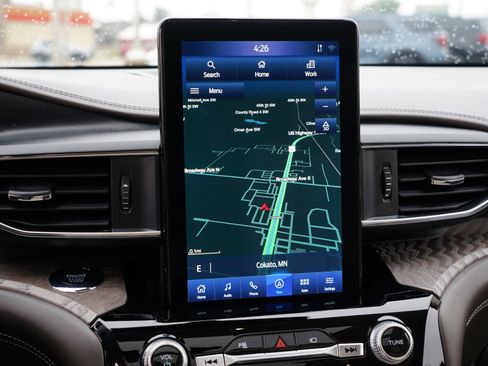 Used 2022 Ford Explorer Platinum image 24