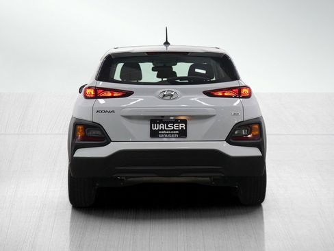 Used 2018 Hyundai Kona SE image 4
