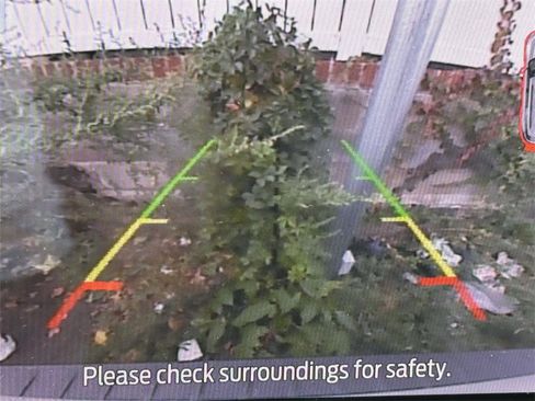 Used 2022 Ford Explorer XLT w/ Equipment Group 202A image 28