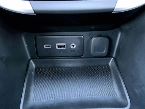 Used 2023 GMC Terrain SLE FWD image 34