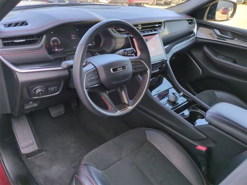 Certified 2022 Jeep Grand Cherokee Trailhawk image 10