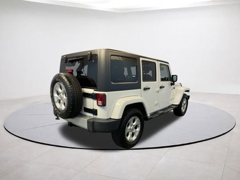 Certified 2015 Jeep Wrangler Unlimited Sahara w/ Dual Top Group image 6