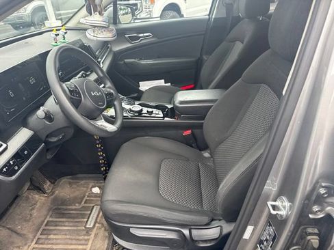 Used 2023 Kia Sportage LX AWD/4WD image 19