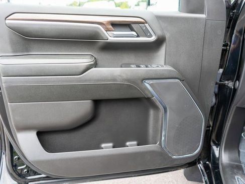 Used 2023 Chevrolet Silverado 1500 RST image 17