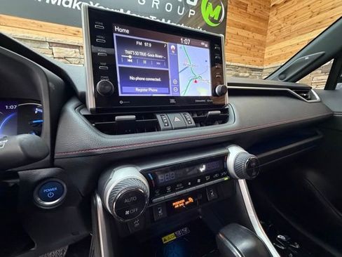 Used 2022 Toyota RAV4 XSE w/ Weather Package image 18