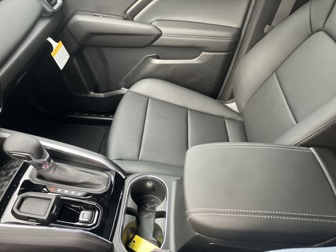 New 2026 GMC Canyon Elevation image 22