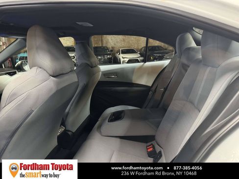 Used 2024 Toyota Corolla SE w/ SE Premium Package FWD image 12