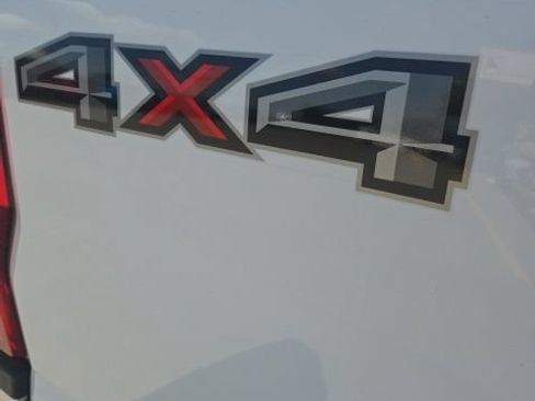 Used 2022 Ford F250 Lariat w/ Lariat Value Package AWD/4WD image 15