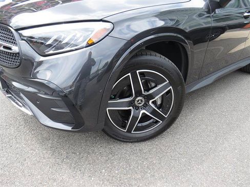 Used 2026 Mercedes-Benz GLC 350e 4MATIC image 24