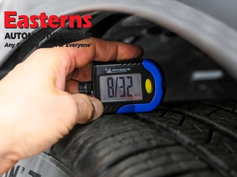 Used 2024 Mercedes-Benz GLS 450 4MATIC image 30