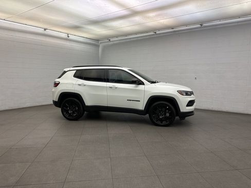 New 2025 Jeep Compass Latitude w/ Sun & Sound Group image 2