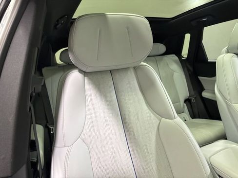 Certified 2024 Cadillac Lyriq Luxury image 34