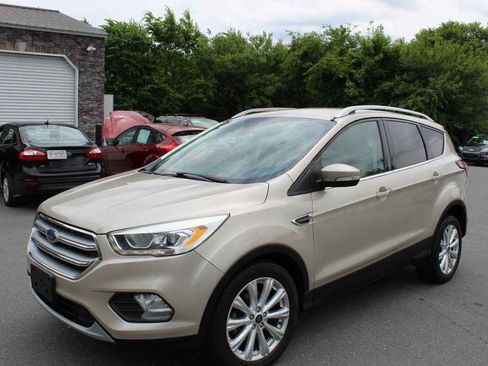 Used 2017 Ford Escape Titanium FWD image 1