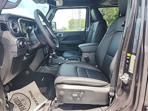 New 2025 Jeep Wrangler Sahara image 20