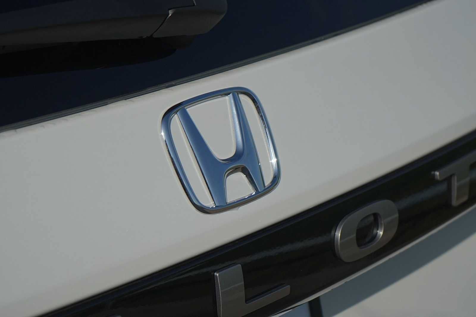New 2026 Honda Pilot EX-L image 8
