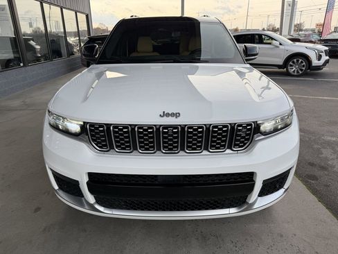 Used 2023 Jeep Grand Cherokee L Summit image 2