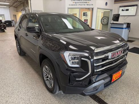 Used 2026 GMC Terrain Elevation AWD/4WD image 4