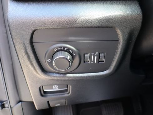 New 2026 Jeep Grand Cherokee L 4WD image 17