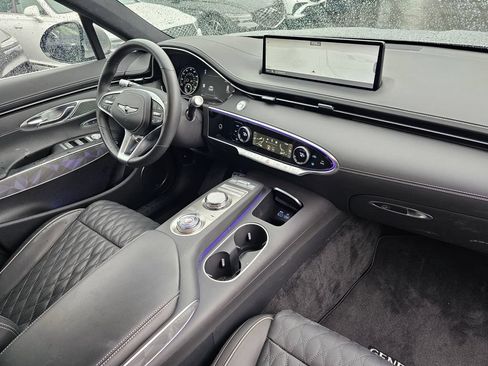 Certified 2025 Genesis GV70 3.5T Sport w/ Sport Advanced Package AWD/4WD image 30