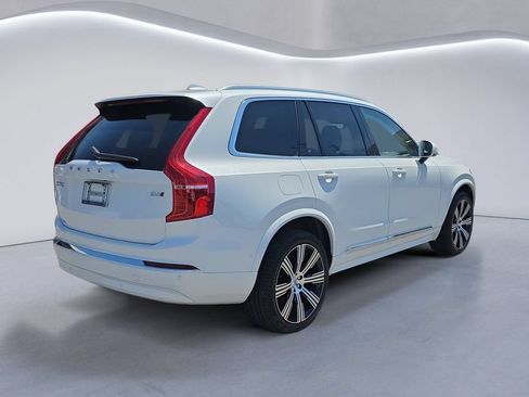 Certified 2024 Volvo XC90 B6 Ultimate AWD/4WD image 4
