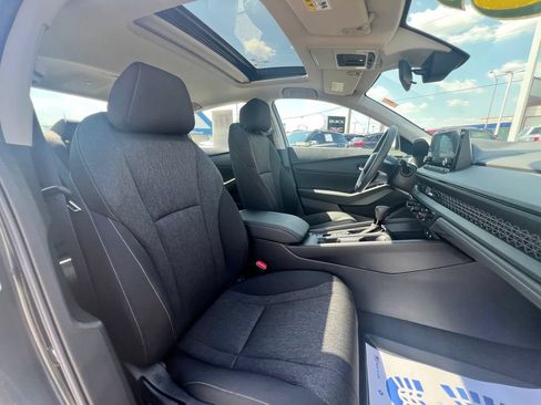 Used 2025 Honda Accord SE image 36