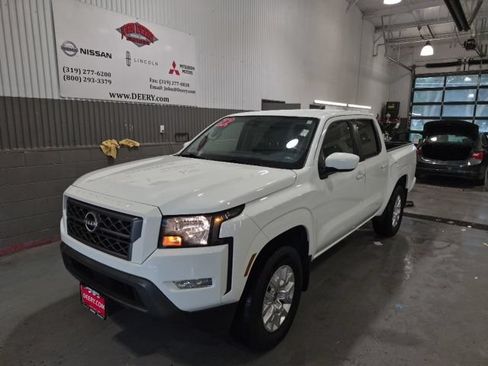 Certified 2022 Nissan Frontier SV AWD/4WD image 7