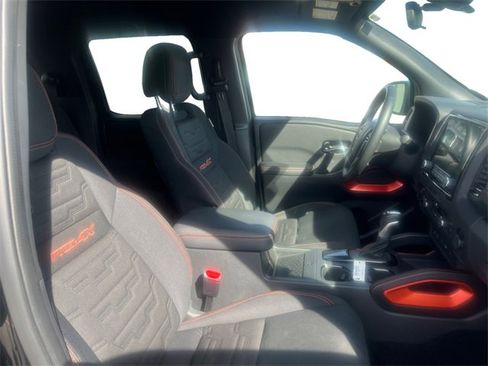 Certified 2023 Nissan Frontier PRO-4X w/ Pro Convenience Package image 8