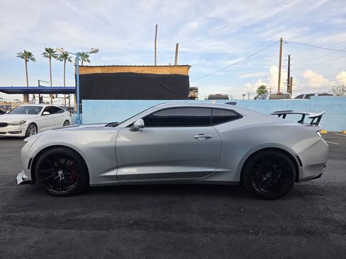 Used 2016 Chevrolet Camaro SS image 5