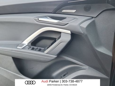 Used 2025 Audi Q5 Premium w/ Premium Plus AWD/4WD image 6