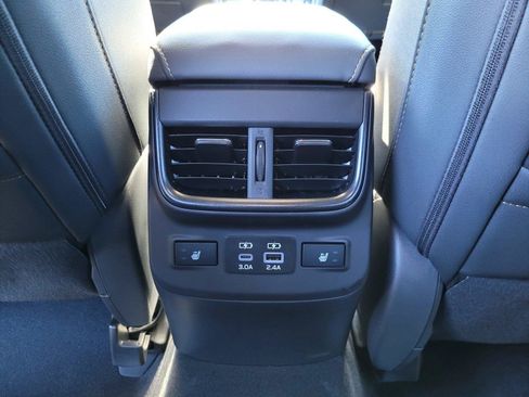 Certified 2025 Subaru Outback Wilderness w/ Wilderness Package AWD/4WD image 18