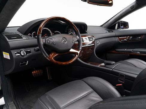 Used 2012 Mercedes-Benz CL 63 AMG image 13