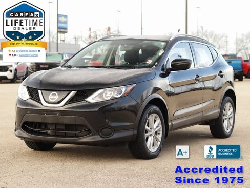 Used 2018 Nissan Rogue Sport SV image 3