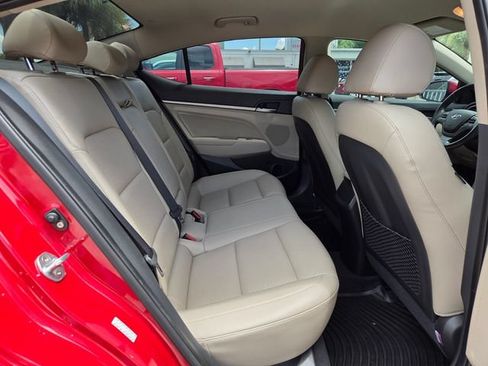 Used 2018 Hyundai Elantra Limited FWD image 16