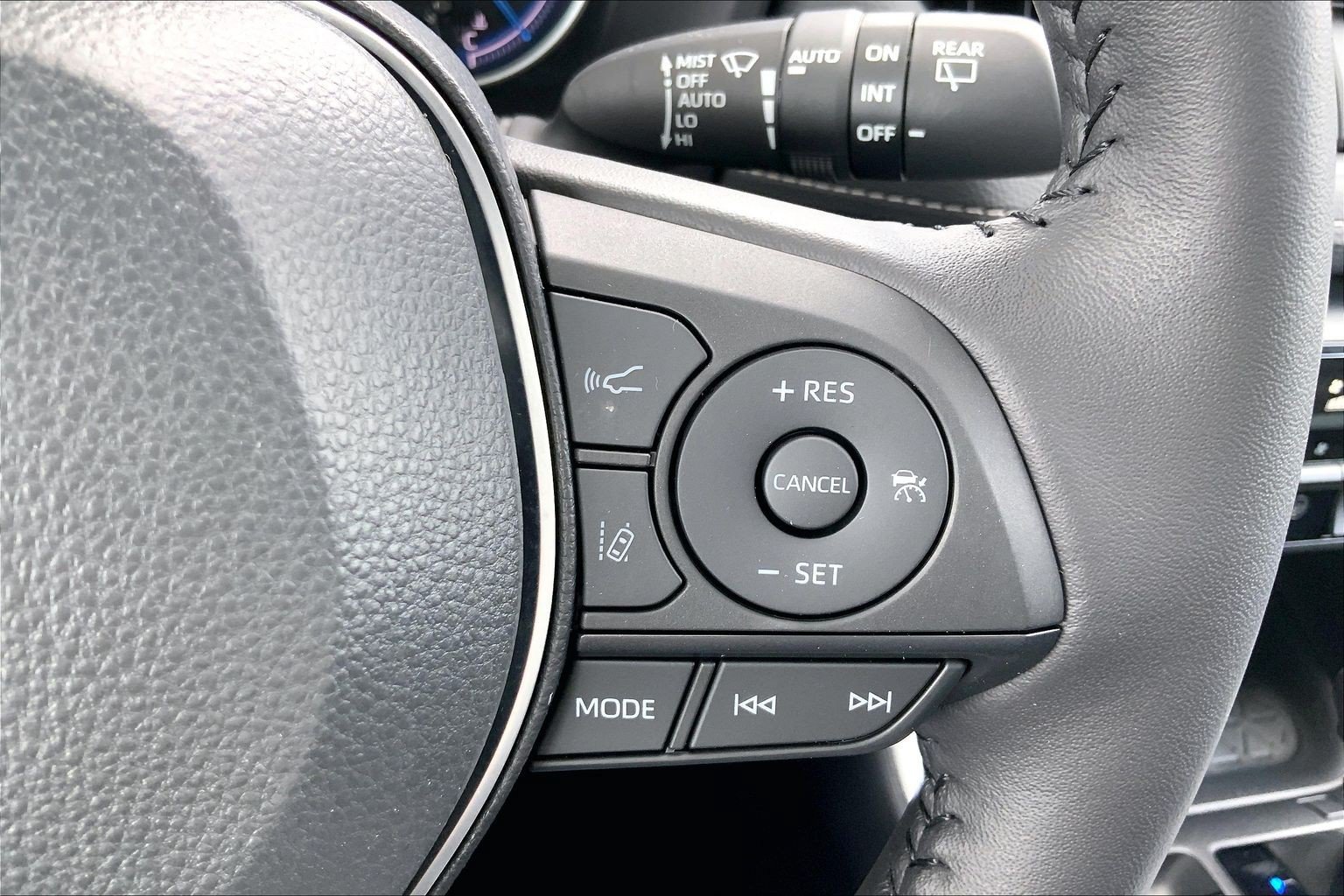 Used 2024 Toyota RAV4 XLE Premium w/ Weather Package AWD/4WD image 21