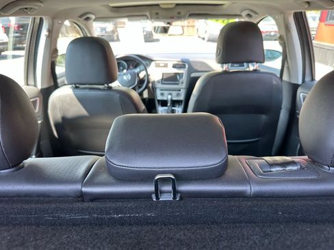 Used 2015 Volkswagen Golf SE w/ Lighting Package image 10