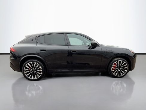 New 2025 Maserati Grecale Modena image 2