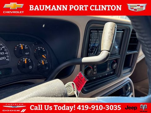 Used 2003 Chevrolet Tahoe LS AWD/4WD image 24