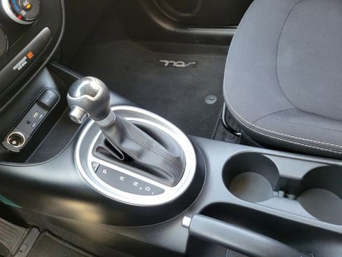 Used 2018 Kia Soul FWD image 20