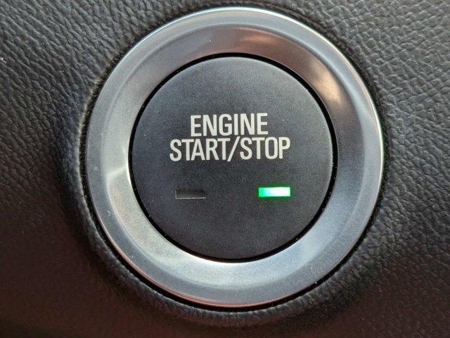 Used 2024 GMC Terrain SLE w/ Driver Convenience Package FWD image 33